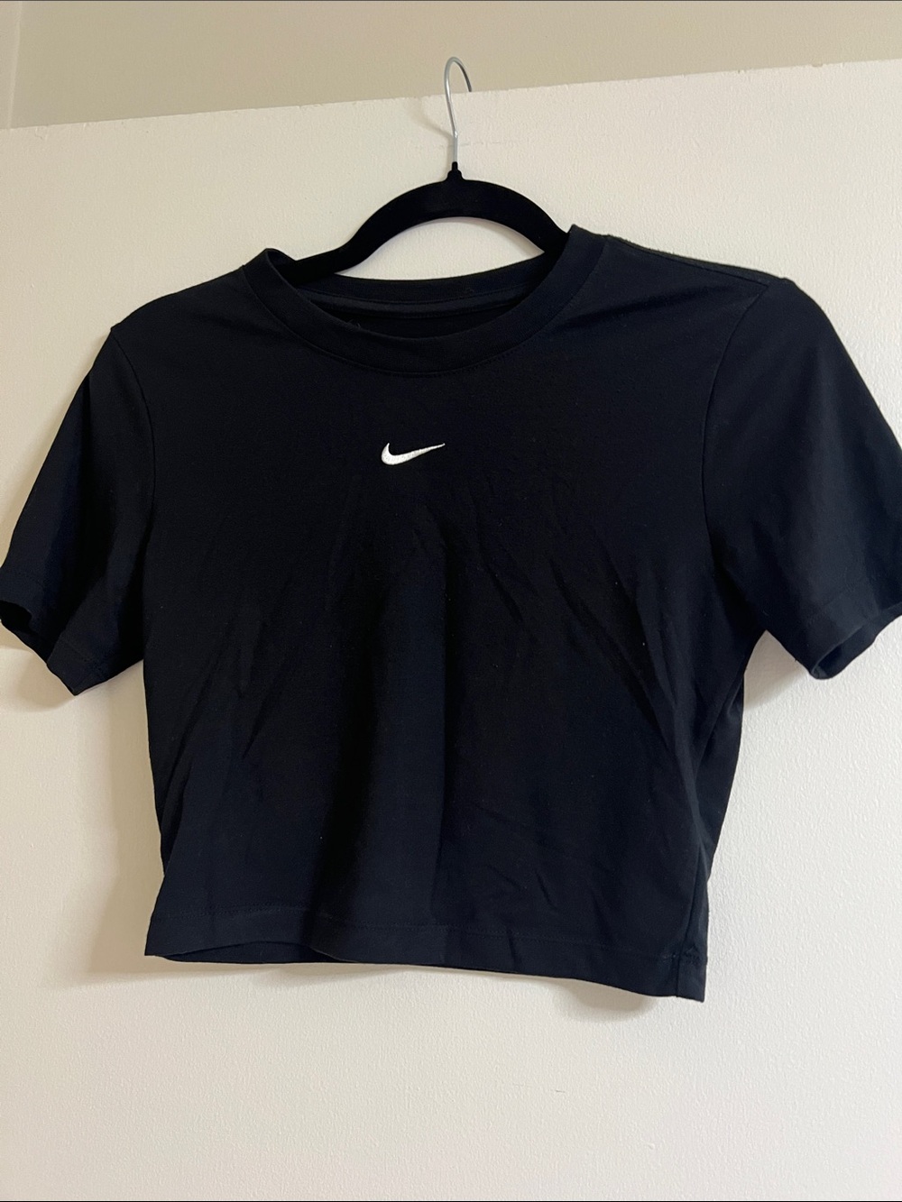 Nike Black Cropped Swoosh Tee